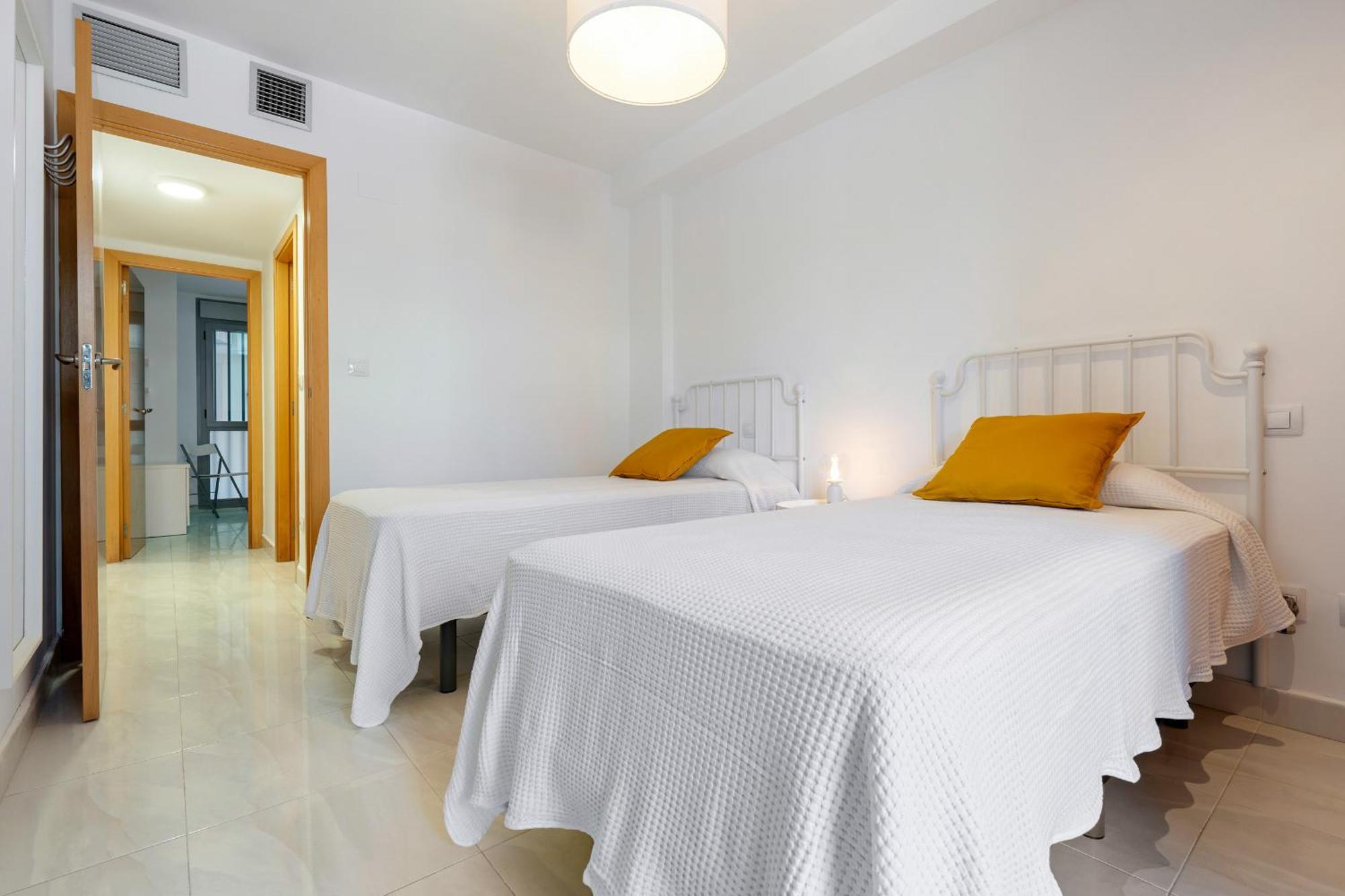 Hauzify I Apartament Mestral Камбрілс Екстер'єр фото