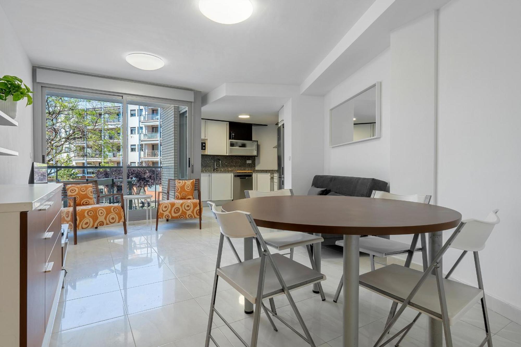 Hauzify I Apartament Mestral Камбрілс Екстер'єр фото